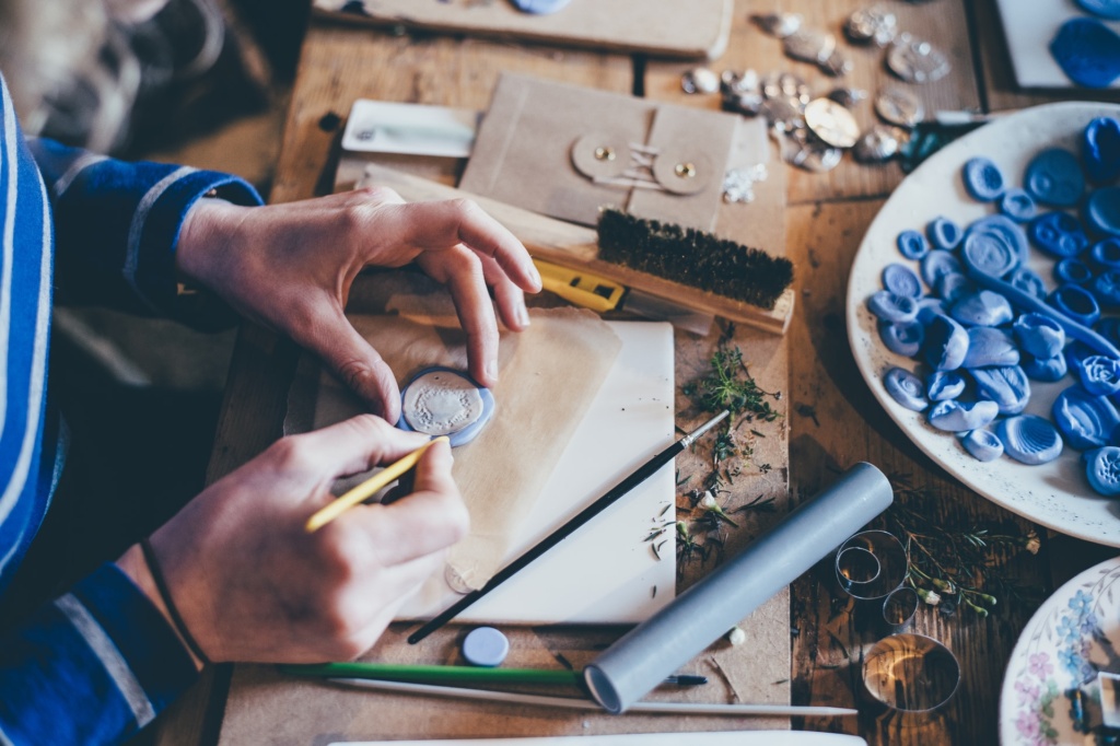make money online as a teen making crafts
